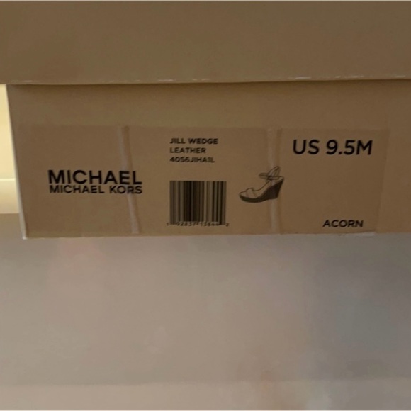 Michael Kors Jill Leather Wedge Shoes Brand New in Box and NWT. - Picture 8 of 10